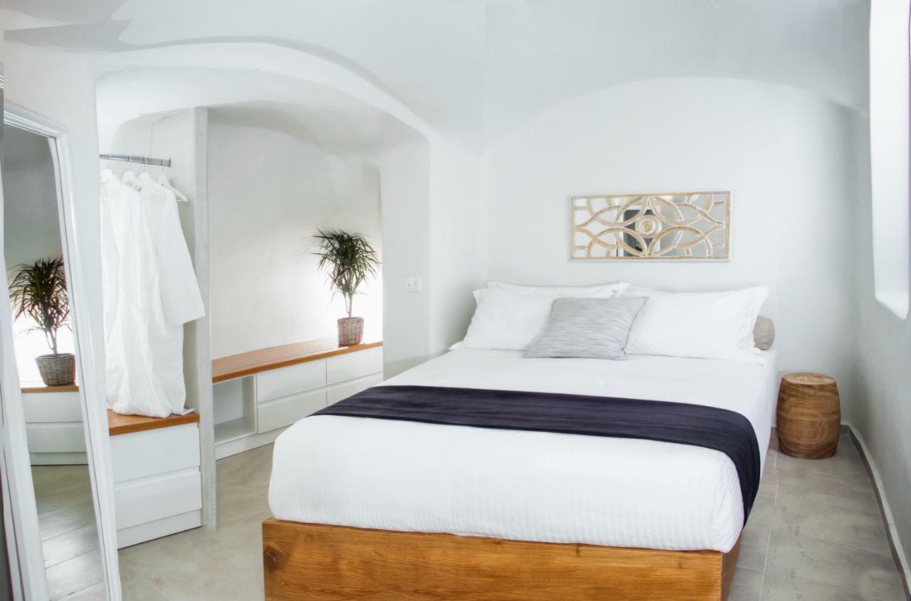 Sweet Nectar Villa With Hot Tub Pyrgos Kallistis Exterior photo